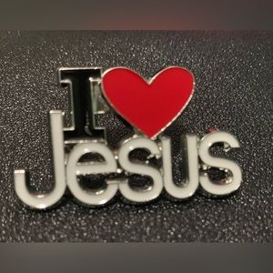 I ❤️ Jesus Pin @brooklynbae_